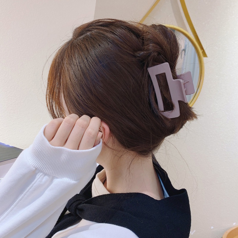 Kẹp tóc càng cua kiểu đơn giản phong cách Hàn Quốc thời trang cho nữ