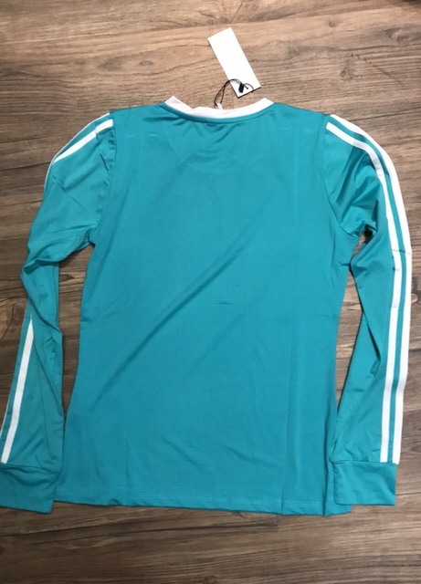 Áo thun dài tay nữ