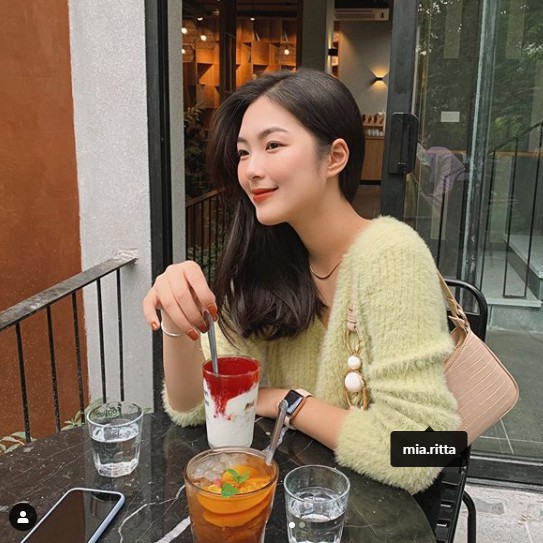 Áo crop top len cardigan lông mịn khuy trước Fluffy Crop Cardigan Mia Ritta A1817