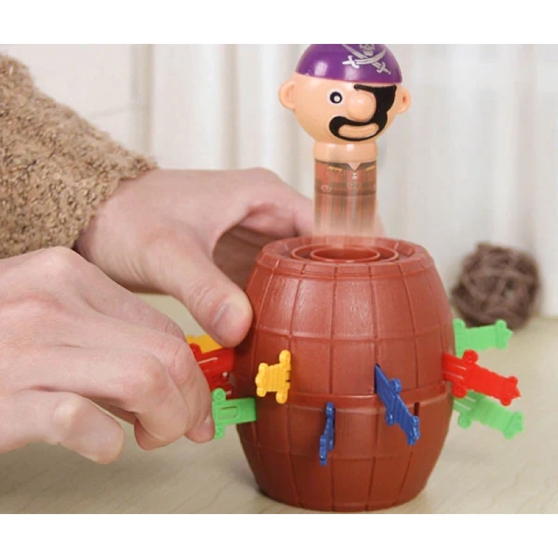 Đồ Chơi Hải Tặc Thùng Cướp Biển Mini Vui Nhộn Cho Bé