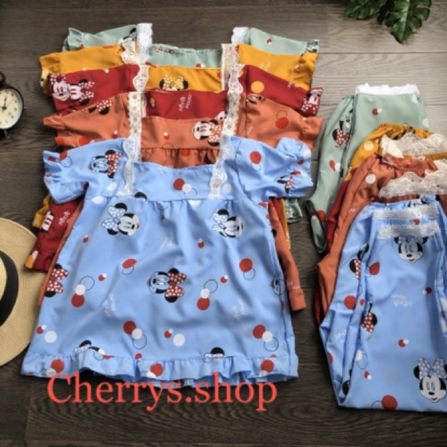 Bộ đồ ngủ tiểu thư chất voan cát lụa cộc tay quần dài  fom 55 kg trở xuống kèm ảnh video thật | BigBuy360 - bigbuy360.vn