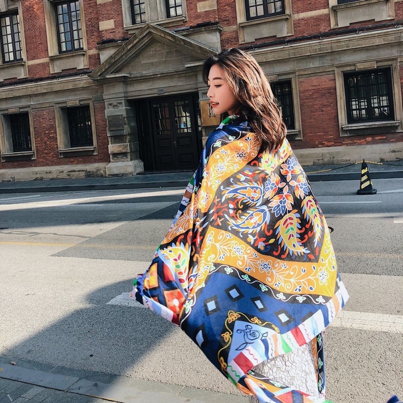 Khăn choàng cổ in hoa văn size 90x180cm đa năng du lịch biển