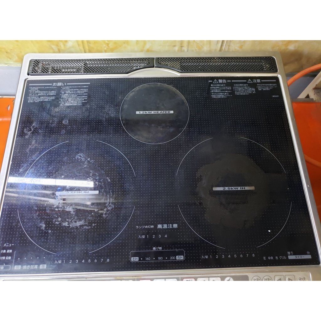 Bếp từ nội địa Nhật Mitsubishi CS-G323B 0051526 2,5KW +2,5KW - Bh 1 tháng - giá 4 triệu .BH 1 đổi 1