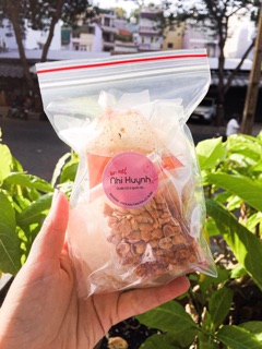 Bánh tráng phơi sương sốt me