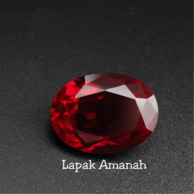 Đá Ruby Hình Oval Màu Đỏ