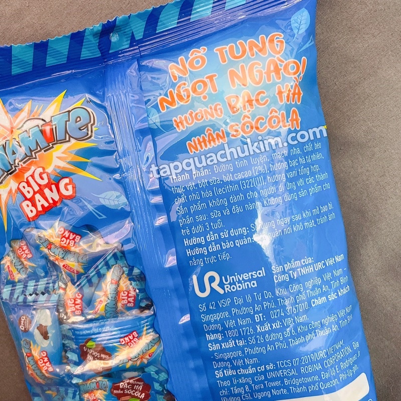 Kẹo DYNAMITE hương BẠC HÀ nhân SOCOLA bịch 330G