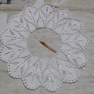 Cổ áo len sợi móc bằng tay
