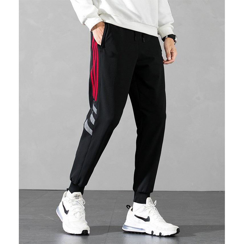 Quần Jogger Nam bo gấu phối sọc phong cách thể thao, chất liệu Polysiter dày đẹp | BigBuy360 - bigbuy360.vn