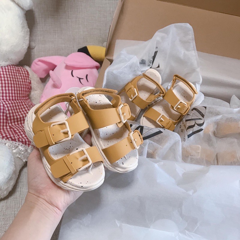 [AUTH] Giày Sandal sẵn cho bé (Size 25)