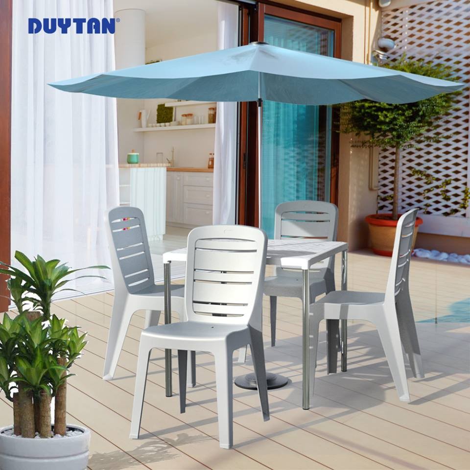 GHẾ NHỰA DUY TÂN DỰA LỚN SỌC NGANG - THƯƠNG HIỆU DUY TÂN-Kích Thước 46 X 54 X 90 Cm