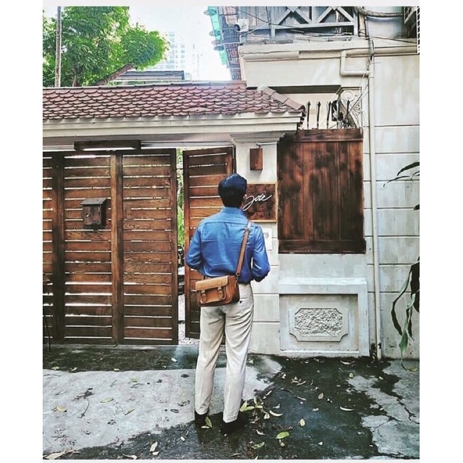 Túi da Tanie vintage chống sốc đựng máy ảnh/ iPad/ màu nâu sáng và nâu cho co hai khoá