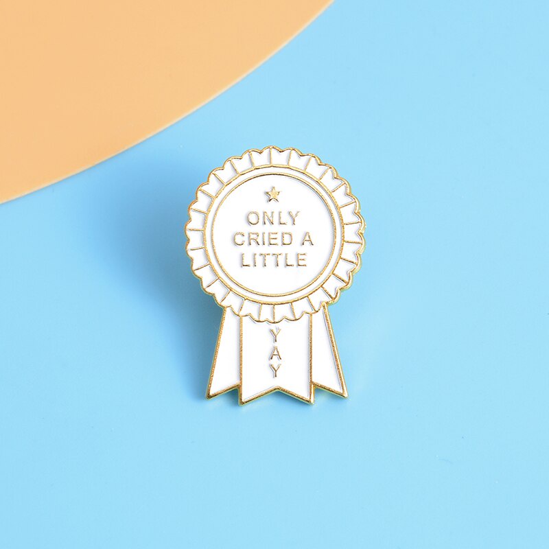 Trâm cài áo hình chữ Only Cried A Little thời trang