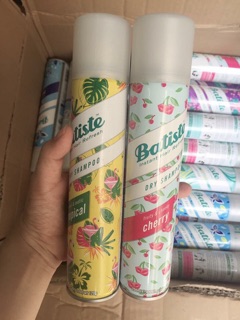 Dầu gội khô Batiste Dry Shampoo