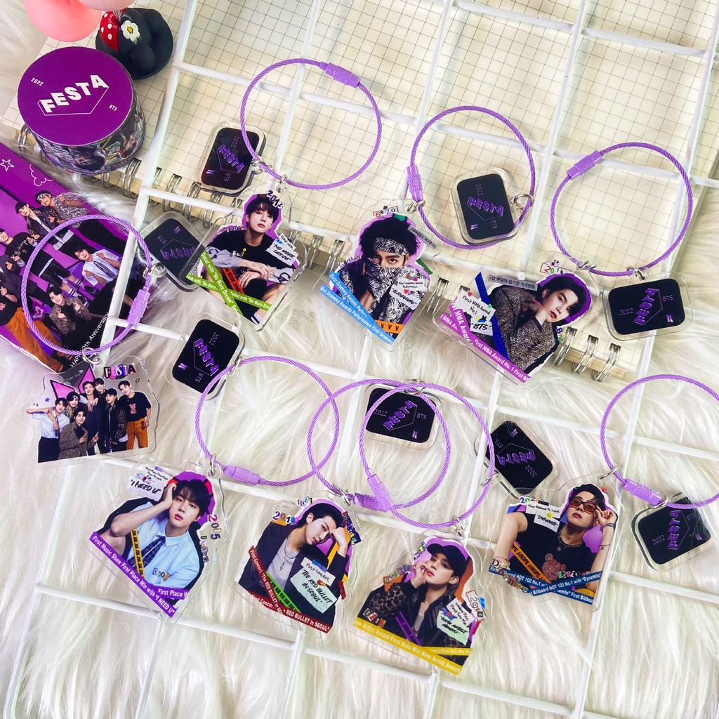 2 Móc Khóa Kpop BTS V 9th Anniversary