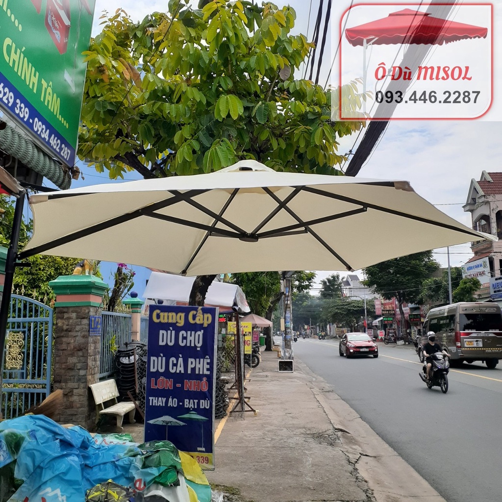 DÙ LỆCH TÂM TRÒN TAI THỎ VẢI BỀN ĐƯỜNG KÍNH 3M KHÔNG BAO GỒM CẢ ĐẾ