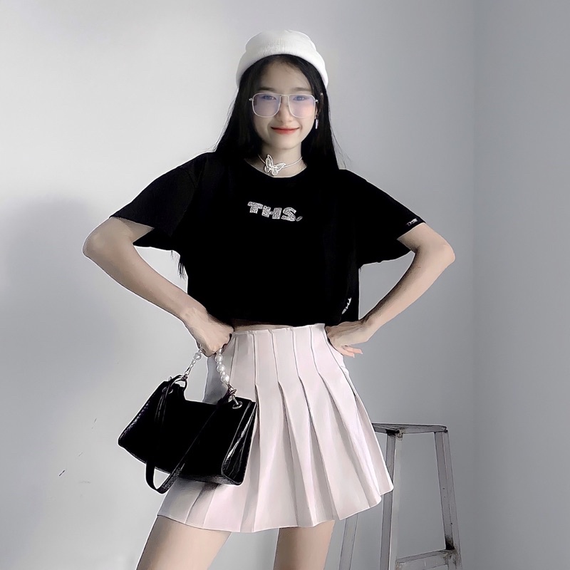 Áo Croptop Form Rộng TeeHolic Logo Nhũ Kim Tuyến THS