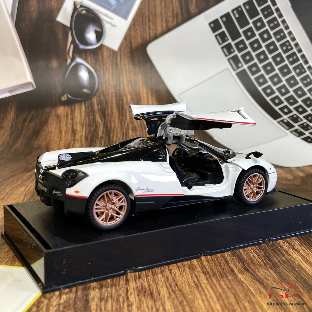 Xe mô hình sắt Pagani Huayra Dinastia  tỉ lệ 1:32 hãng Double Horses 3 màu