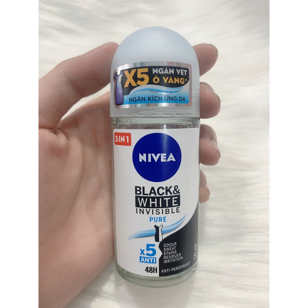 Lăn Khử Mùi Nữ Black & White Nivea 50ml