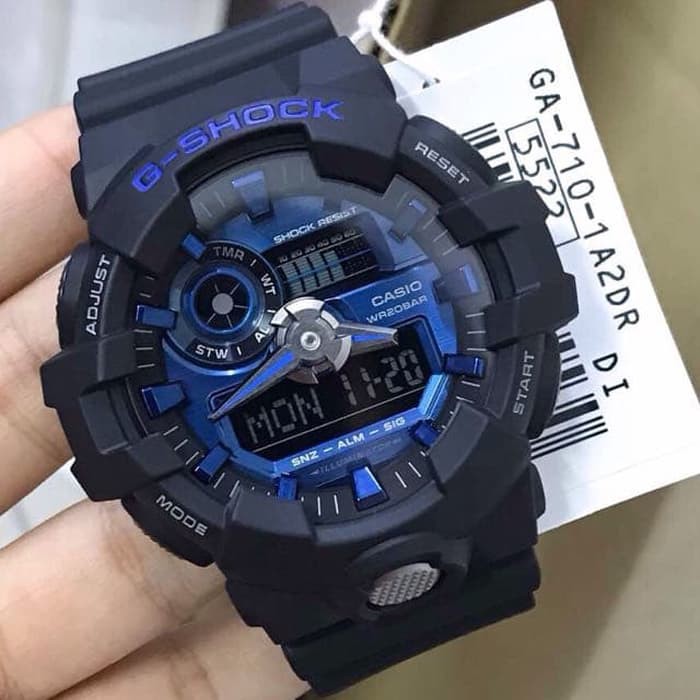 Đồng hồ nam Casio G-SHOCK GA-710-1A2DR Chính hãng - Dây đen mặt xanh - Chống nước 200m