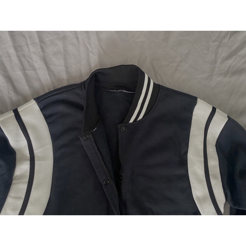 Áo BOMBER TAY VIỀN TRẮNG GIÁ SỈ