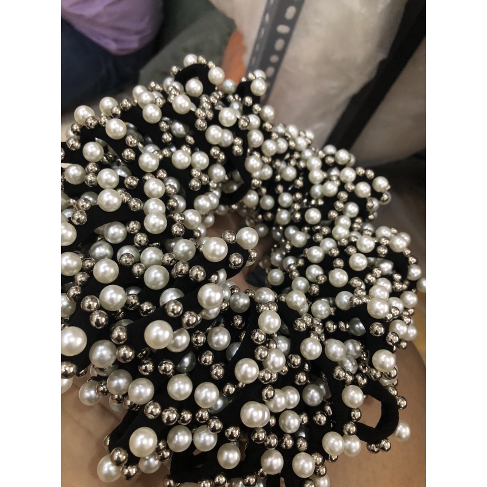 Cột tóc đính hạt xinh xắn MNEW