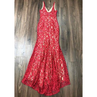 Đầm BCBG dạ hội.