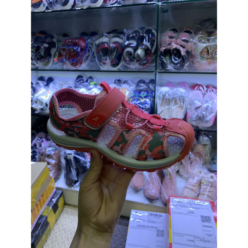 Sandal bít mũi cho bé gái 3 - 12 tuổi khỏe khoắn và năng động SG43