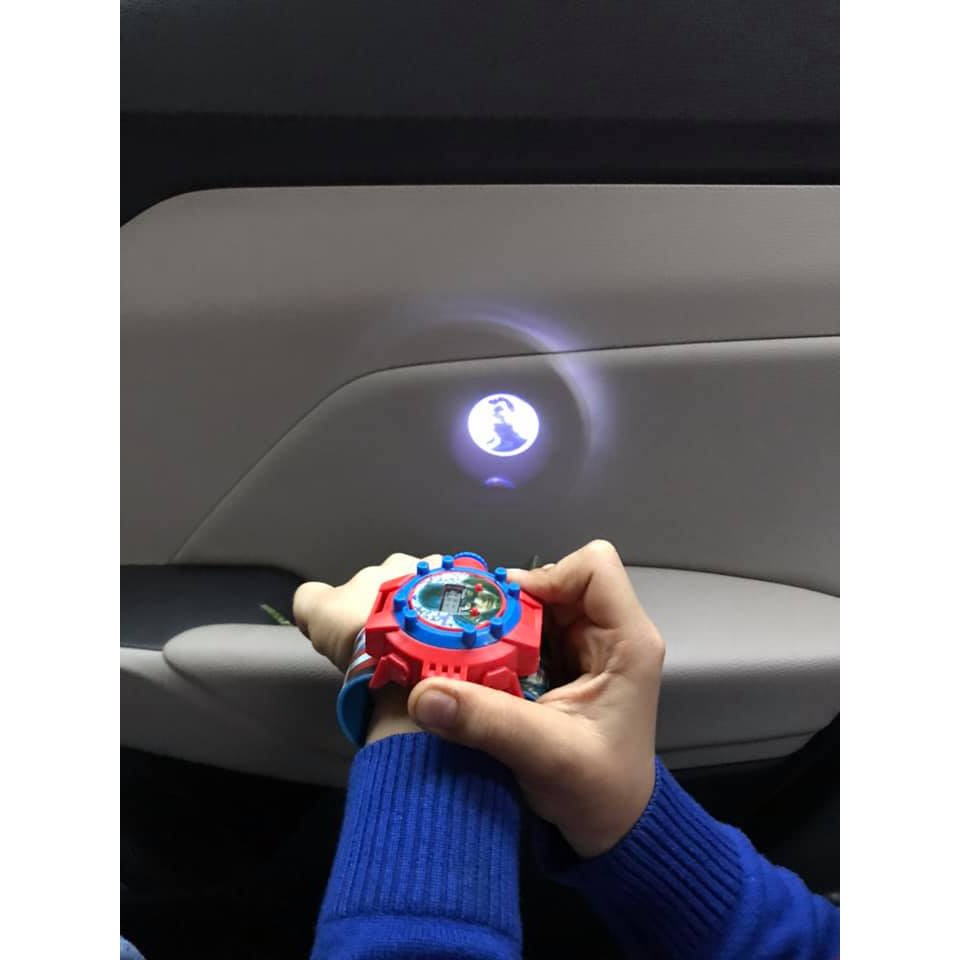ĐỒ CHƠI Đồng hồ siêu nhân có đèn chiếu các nhân vật siêu nhân anh hùng - Quà tặng cho bé yêu