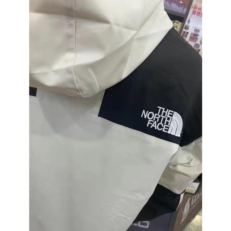 Áo Khoác Thể Thao The North Face 1990 Chống Gió Thấm Nước Có Mũ Tháo Rời Tiện Dụng