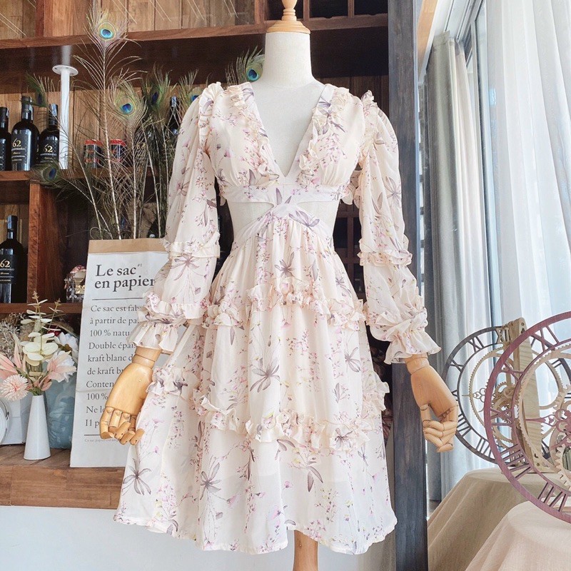 Đầm hoa cổ v phối bèo cutout eo 🌪 | BigBuy360 - bigbuy360.vn