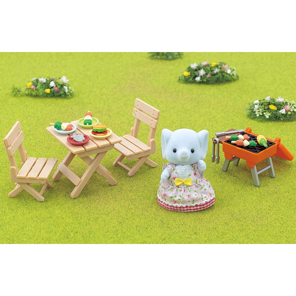 Sylvanian Families Bộ Tiệc Đồ Nướng Ngoài Trời Outdoor BBQ Set