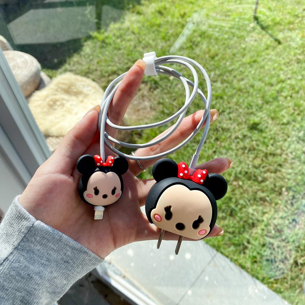 Vỏ Silicon Bảo Vệ Đầu Sạc Điện Thoại iPhone 5W Hình Gấu KAWS Minnie Gấu Đáng Yêu