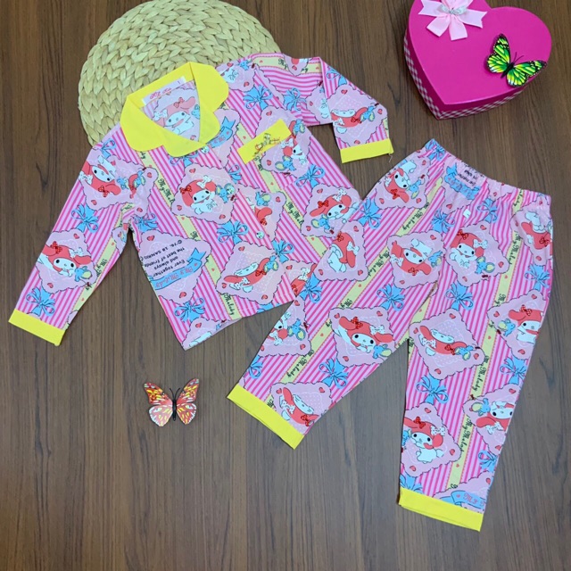 Bộ quần áo Pijama trẻ em vải Lụa dài tay họa tiết phối viền cho bé gái (12-32kg) - Hirokids