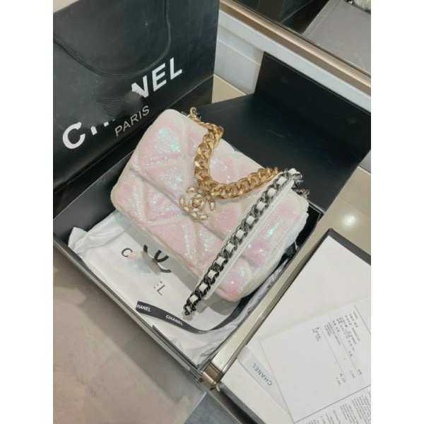 Túi Chanell c19 sequins lấp lánh đổi màu