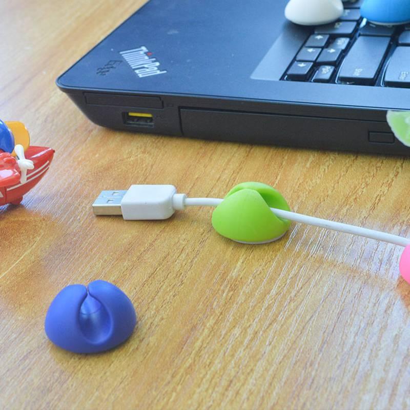 Kẹp giữ dây cáp USB / tai nghe trên bàn bằng silicon gọn gàng đa năng