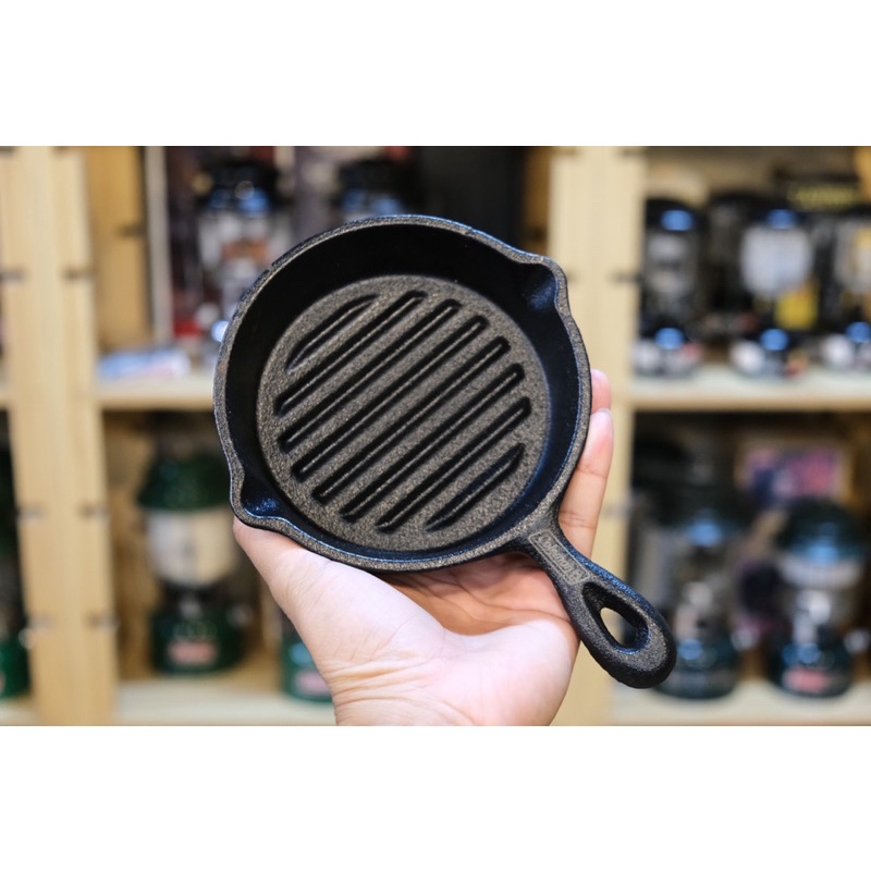 Chảo gang Coleman Skillet Brand Book #4