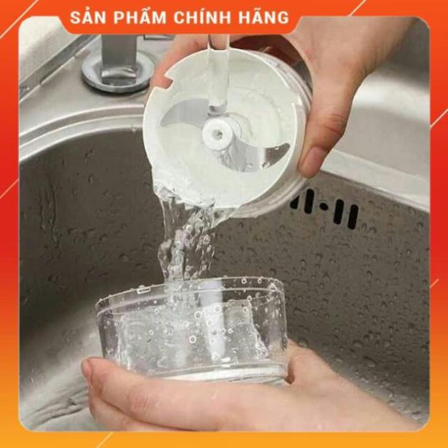 Máy xay tỏi kéo tay siêu nhanh tiện dụng