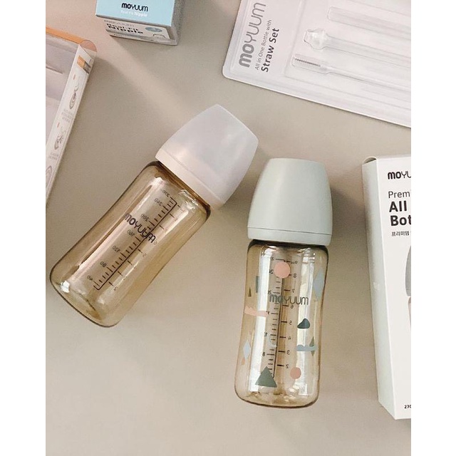 Bình sữa Moyuum họa tiết cloud đám mây dung tích 170ml -270ml tặng kèm núm đục chính hãng
