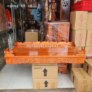 Bàn thờ treo tường gỗ xoan màu đỏ ngang 68cm đế chạm rồng gồm 1 bộ ke rất đẹp