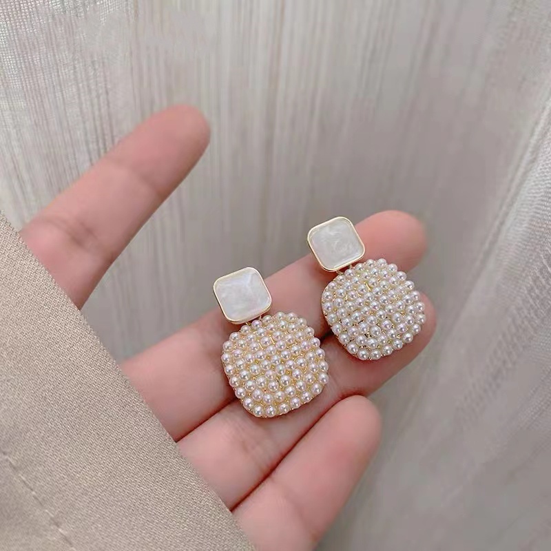 Bông Tai Ngọc Trai Hình Vuông Màu Trắng Thời Trang Hàn Quốc 2022