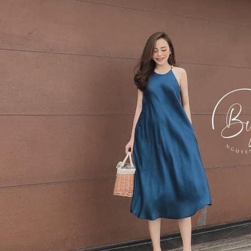 váy maxi cổ yếm dáng suông chất lụa nhiều màu sang chảnh