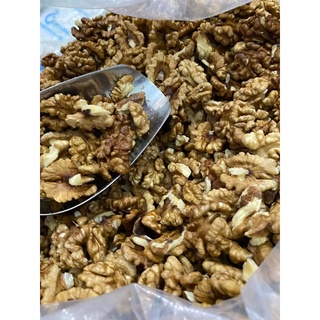  1 kg Nhân óc chó   nhân đen  nguyên k vỡ làm sữa hạt rất ngon 