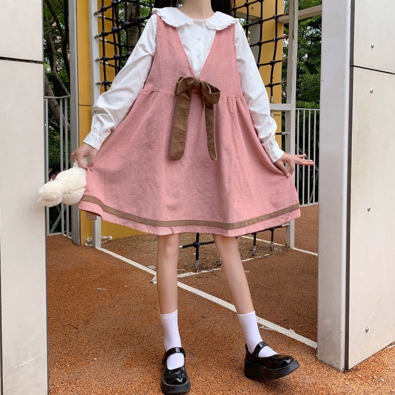 Đầm Yếm Vải Nhung Kiểu Lolita Nhật Bản Dễ Thương Cho Nữ