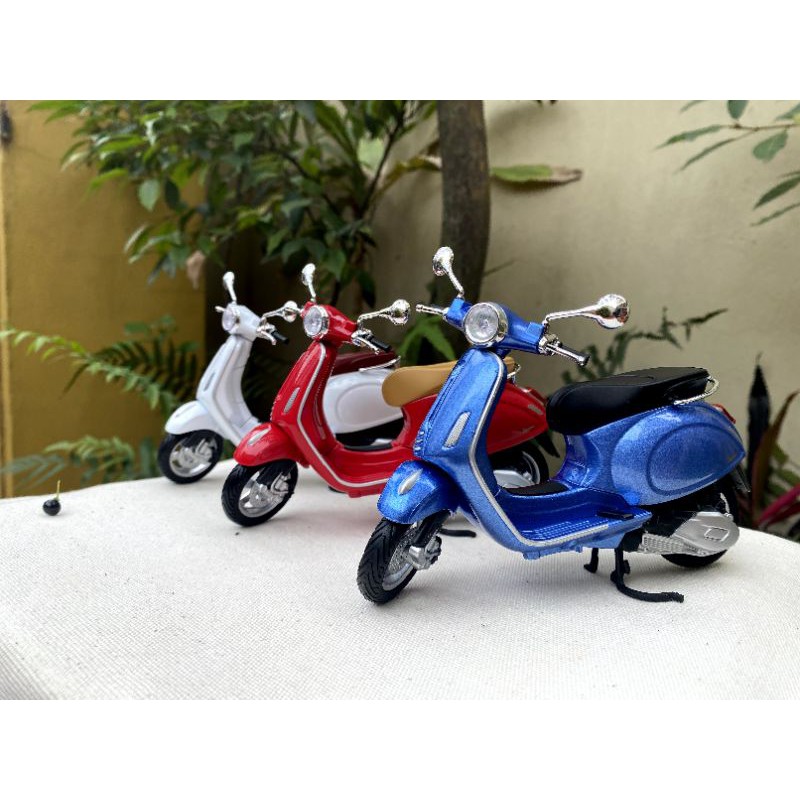 Mô Hình Vespa Primavera