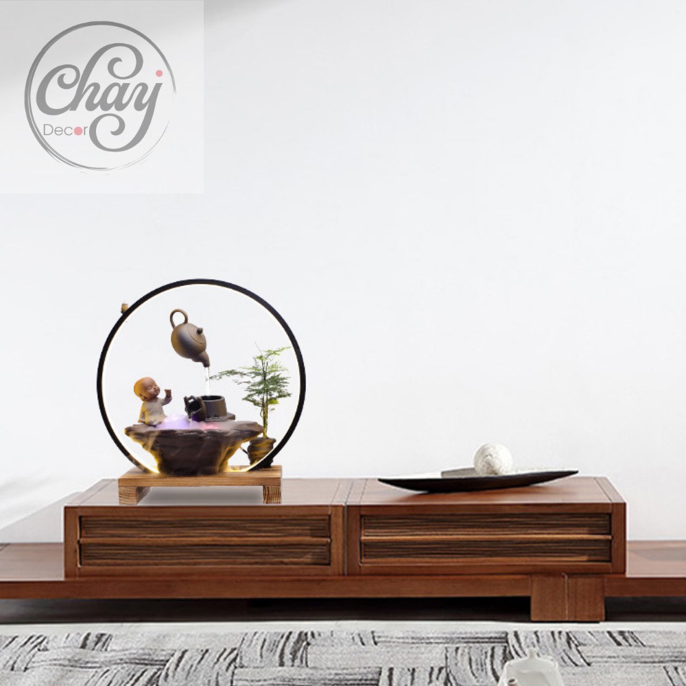 Thác Nước Phong Thủy Kèm Đèn Led Chú Tiểu Uống Trà Trang Trí Phòng Khách Phòng Làm Việc Cao Cấp