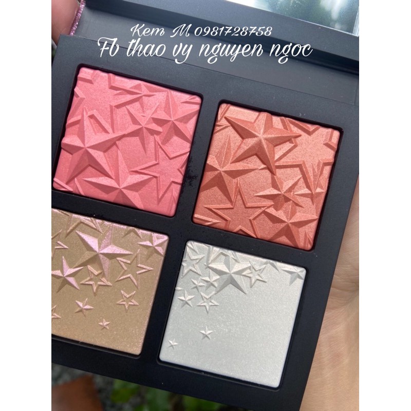 bắt sáng + má hồng 4 ô star starring dipped face compacr light