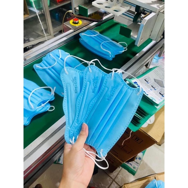 Khẩu trang con cua