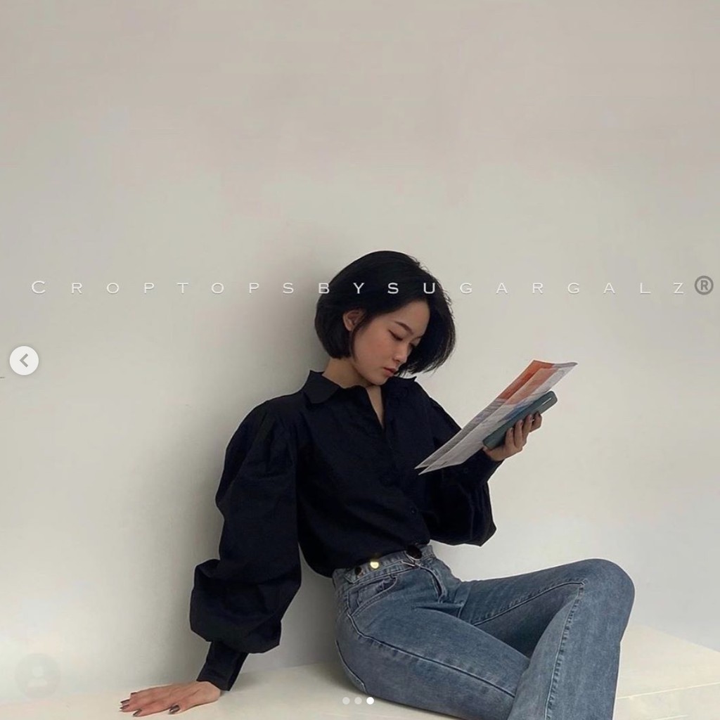 Áo croptop sơ mi tay phồng cổ V sâu chất thô chun - Sugargalz thiết kế