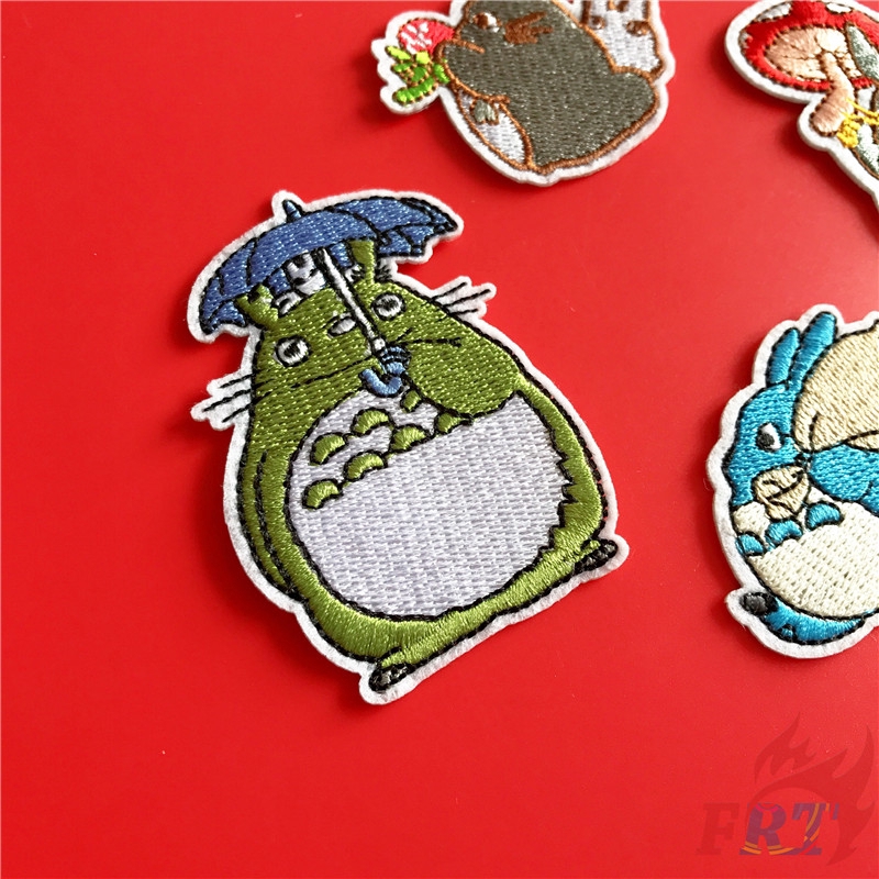 Set 1 / 2 Miếng Vá Quần Áo Hình Totoro Dễ Thương