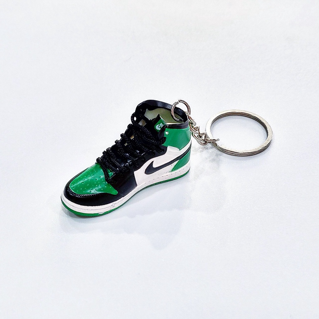 Móc Khoá Giày Mini Sneaker Jordan Nike Air 1 Hight  PVC Dẽo Cao Cấp Theo Xu Hướng Thời Trang Tỉ Lệ 1:6